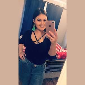 Meet your Posher, Abigail